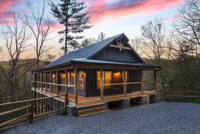 Image de 3 Br with Fire Pit, WiFi, Game Room, Pool Table, Resort Amenities, Pool Access