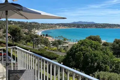Image de T2 Bandol vue mer panoramique - parking privatif