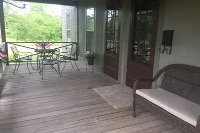 Image de Historical Yeoman Farmhouse in country setting.