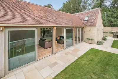 Image de 2 bedroom accommodation in Hatherop, near Cirencester