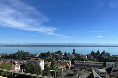 Image de Grand appartement en Attique avec la vue lac