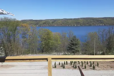 Image de Stunning site with amazing decks, hot tub, walk to private beach on Keuka Lake!