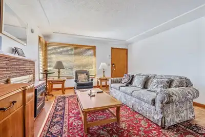 Image de Private Portland Getaway Near Powell Butte Nature Park!