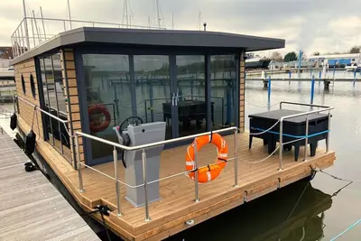 Image de Houseboat Fjord Vineta with bio sauna and roof terrace in Barth