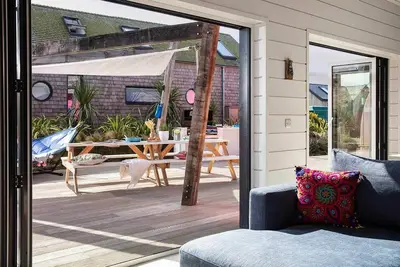 Image de Private Hot Tub & Sauna, Walk to Beach, Ample Parking