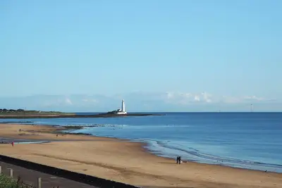 Image de 2 chambres à coucher à Whitley Bay