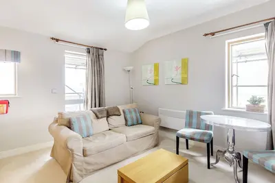 Image de A beautiful apartment resting on Northern Coast offering sea views and a balcony.