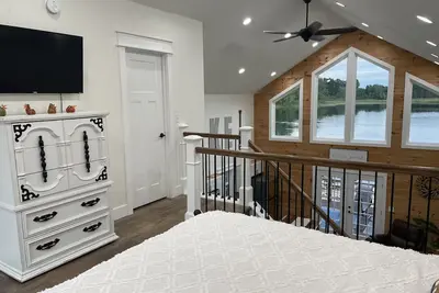 Image de Cozy Waterfront Cottage- Reel Time