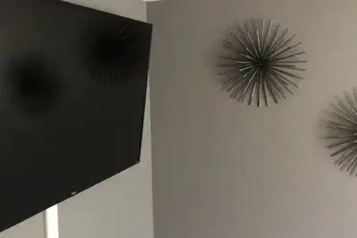 Image de ★ Superhost★ Whole Townhome near Airport/Highways