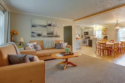 Image de Spacious Wellston Home Near Hiking & Skiing!