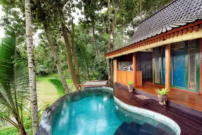 Image de Luxury Antique Villa w/ Outdoor Pool!