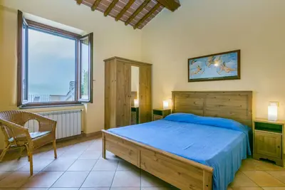 Image de Joli appartement avec piscine, Wifi, Tv, terrasse, animaux admis, vue panoramique et parking