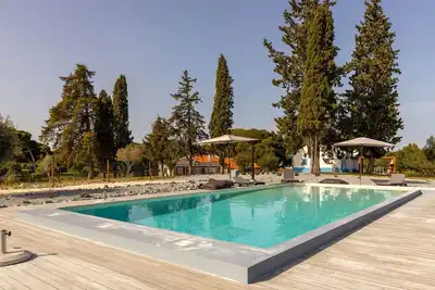 Image de Joli appartement dans une maison de vacances pour 2 personnes avec Wifi, piscine, Tv et terrasse