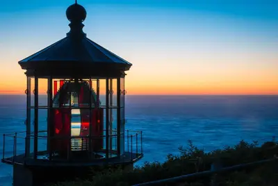 Image de Hillside retreat with ocean-view deck - half mile to the beach
