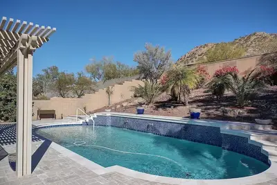 Image de North Phoenix oasis with heated saltwater pool.