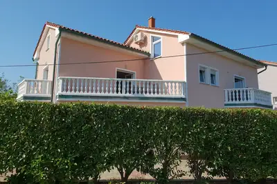 Image de Appartement d'une chambre avec le balcon Soline, Krk (A-19324-b)