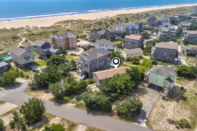 Image de Cute home three lots from the beach with sundeck, sunroom, WiFi - 2 dogs Ok