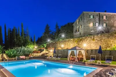 Image de Splendid Villa for 12. Pool, outdoor Jacuzzi 25-hectare Park, Hunting, Fishing
