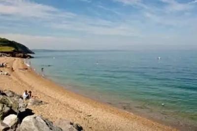 Image de Beach Front Coastal Retreat with Sea Views