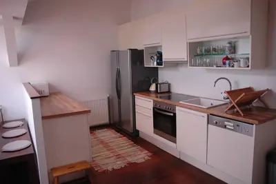 Image de Spacious, modern top-floor apartment on the outskirts of the city