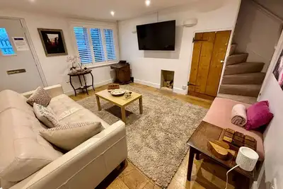 Image de Quaint 2 bed Cottage in the Heart of Cambridge with free parking off-site