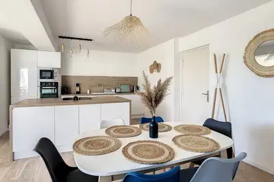 Image de Vue sur le Canal du Midi – Appartement confortable pour 6 voyageurs