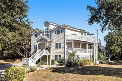 Image de Z's By The Sea: Private Pool | Hot Tub | Rec Room