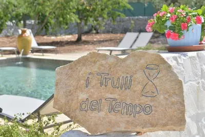 Image de The Trulli of Time. Villa with private pool 2 km from Alberobello.