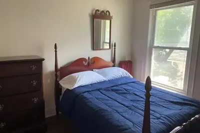 Hamilton House - charming historic home