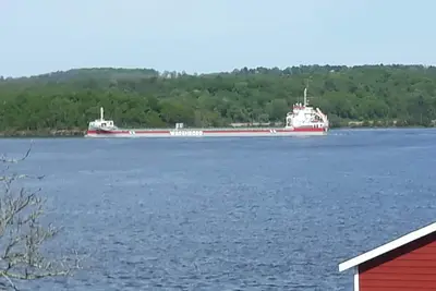 Image de River, Lakes, Mountains, minutes to Woodstock; Bard, Hits. All from 3 Br house