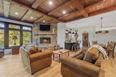 Image de Mountainside Manor Su