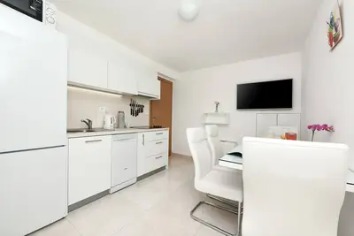 Image de San Pedro Two bedroom apartment with sea view balcony (A2)