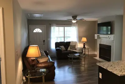 Image de Brand New 3 bedroom 2 bath Home (Built 2022)