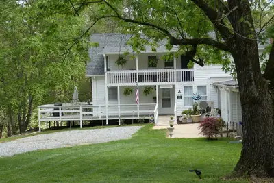 Image de Historic Farmhouse Guest Quarters