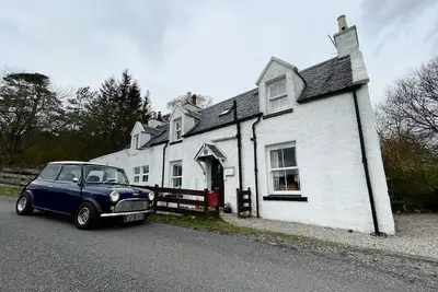 Image de 1 Keepers Cottage, Skeabost Bridge, Isle Of Skye