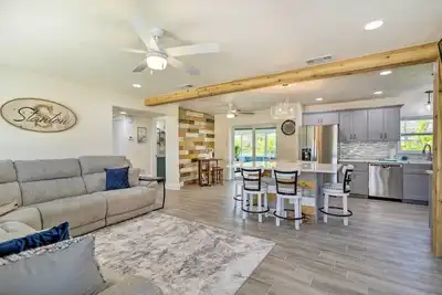 Image de Merritt Island Home w/ Spa - 8 Mi to Cocoa Beach!