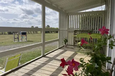Image de Chalet au bord de l'eau, terrasse privée, pêche, baignade, nature et détente, animaux acceptés
