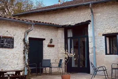 Image de Gîte \"La Tonnellerie\" Domaine Métairie des Gâcheries-Dordogne/Périgord Vert