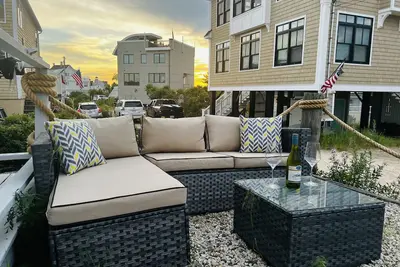 Image de Plum Island Condo directly across from the Beach!