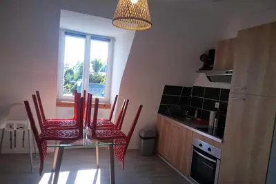 Image de Appartement lumineux surplombant le port de Tréboul