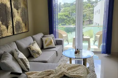 Image de Lovely 3 Bedrooms, 2 Bathrooms And Balcony. Pool