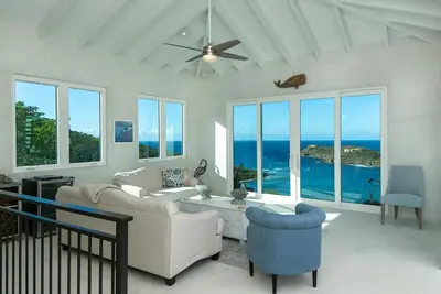 Image de Mykonos - a freshly built Greek inspired Luxury Villa.