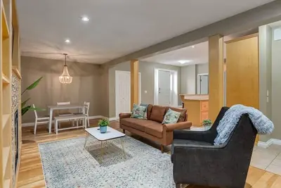 Image de The Farmhouse @ Spruce Meadows/ Dewinton 2 bed