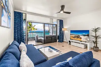Image de Modern Oceanfront Gem, 3rd‑Floor Designer Condo + Million‑Dollar Views