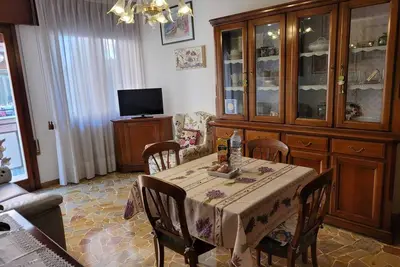 Image de Nice House near Venice and the train station