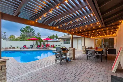 *Great Rates Available* | North Phoenix Desert Oasis