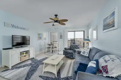 Image de 2970 - Sunrise Symphony, Open & airy condo with beach-inspired décor & community amenities