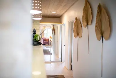 Image de Flamingo House •Tide • Walk to town + ocean views