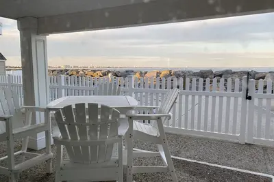 Image de Immaculate Oceanfront Condo