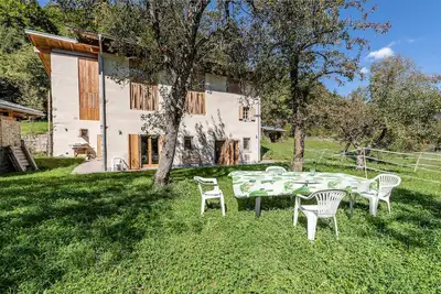 Image de Superbe maison à Ledro avec WiFi